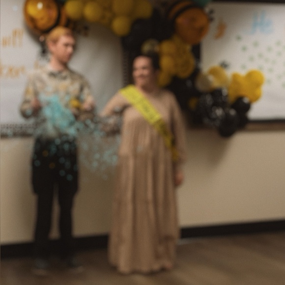 Meet your Posher, Isabella - Picture 4 of 5